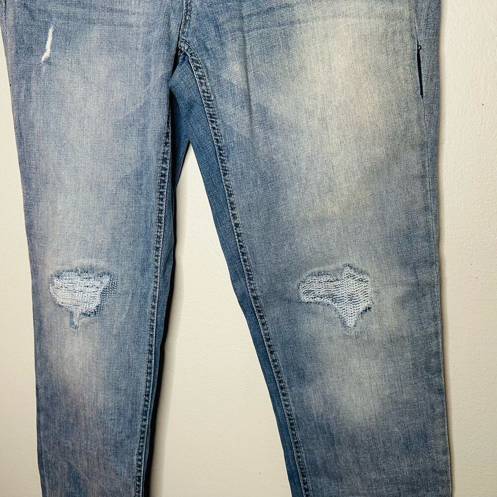 Vintage American Blues Women’s Light Wash Distressed Denim Straight Jeans Size 6 - Picture 10 of 12